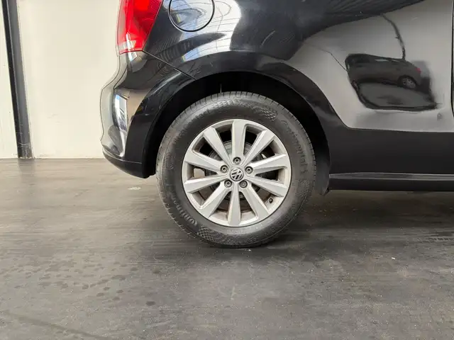 Volkswagen Polo view 20