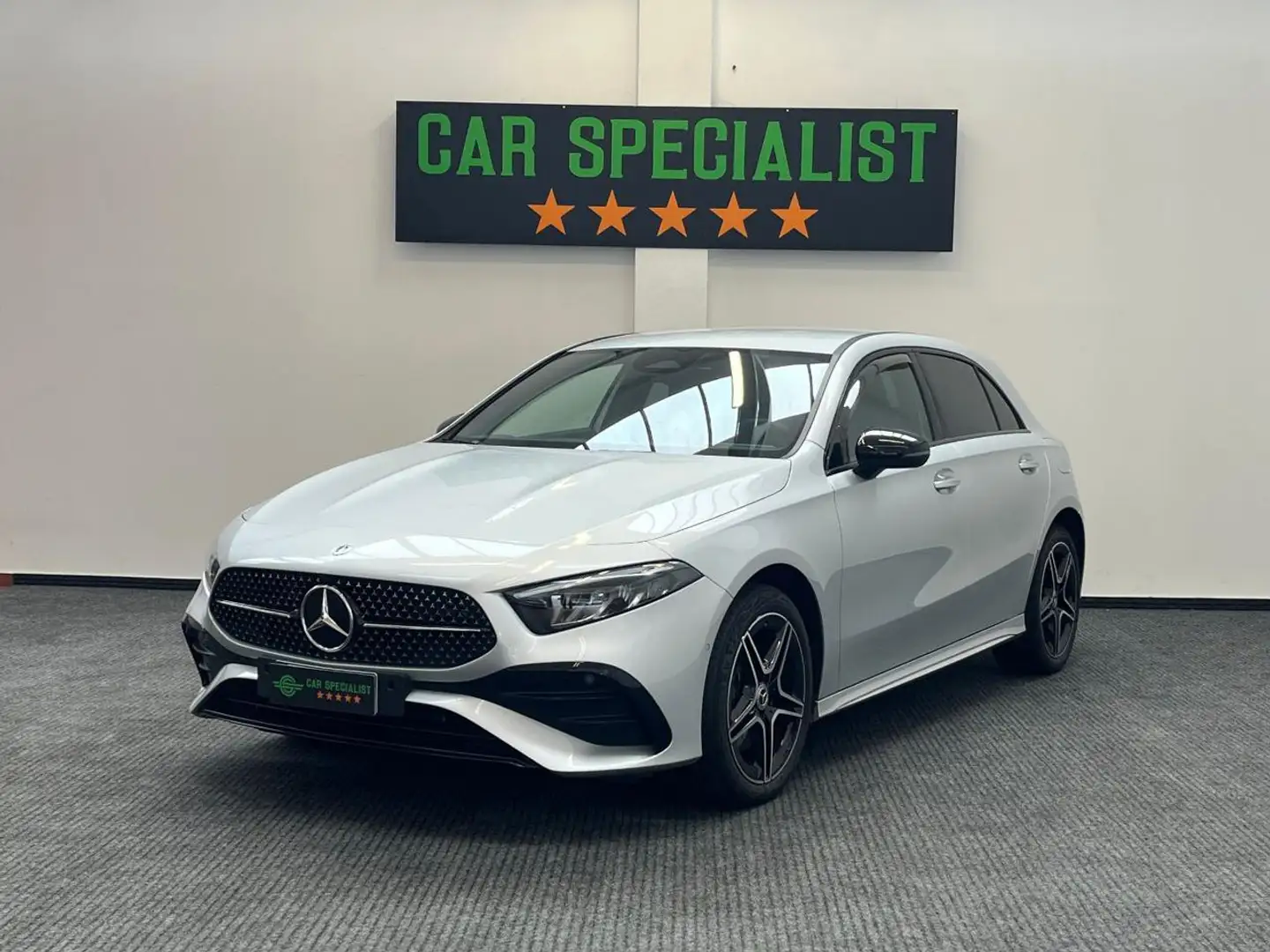 Mercedes-Benz A 250 PHEV AMG Line Premium ACC|LIGHTPACK|NEWMODEL Argent - 1