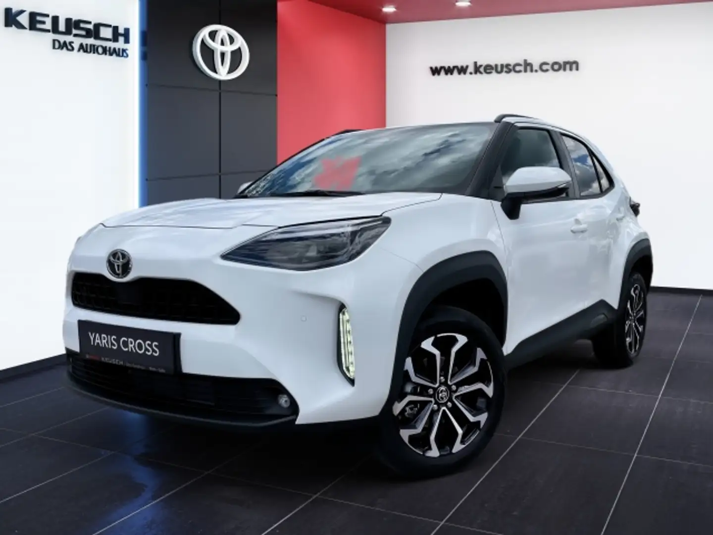 Toyota Yaris Cross Yaris Cross SUV, 5-türig Active Drive 1,5 VVT-i Hy Weiß - 1