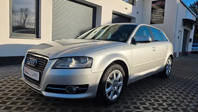 Audi A3 Sportback 1.6 TDI*Navi*Tempomat*SHZ*PDC*