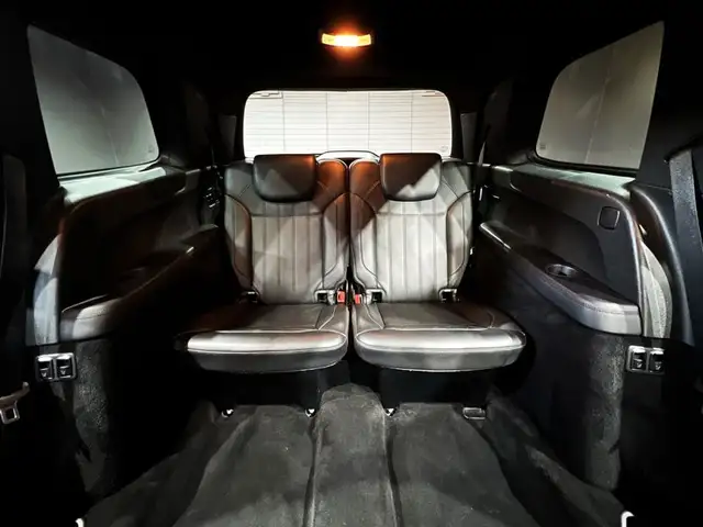 Mercedes-Benz GLS view 15