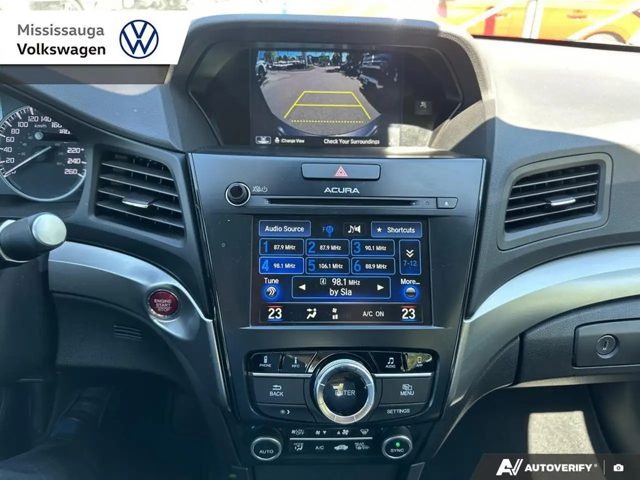 Acura ILX снимка Acura ILX