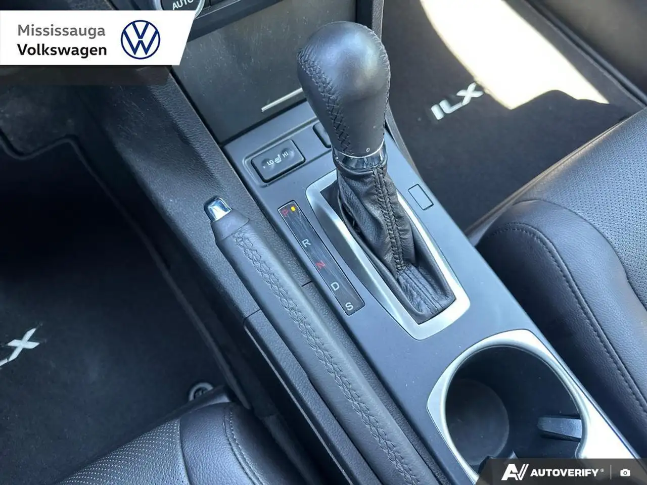 Acura ILX снимка Acura ILX