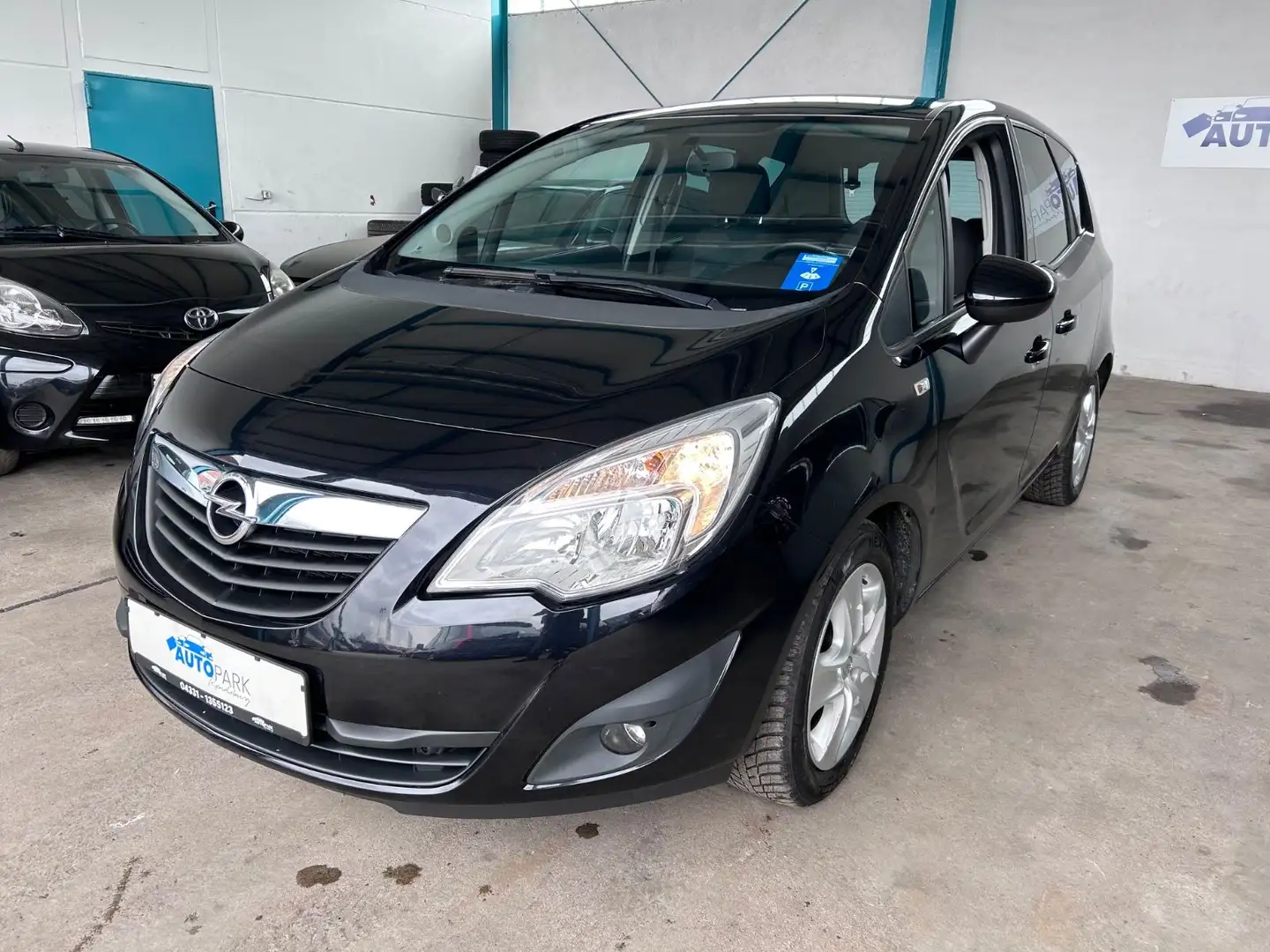 Opel Meriva B 1.4 Design Edition Schwarz - 1