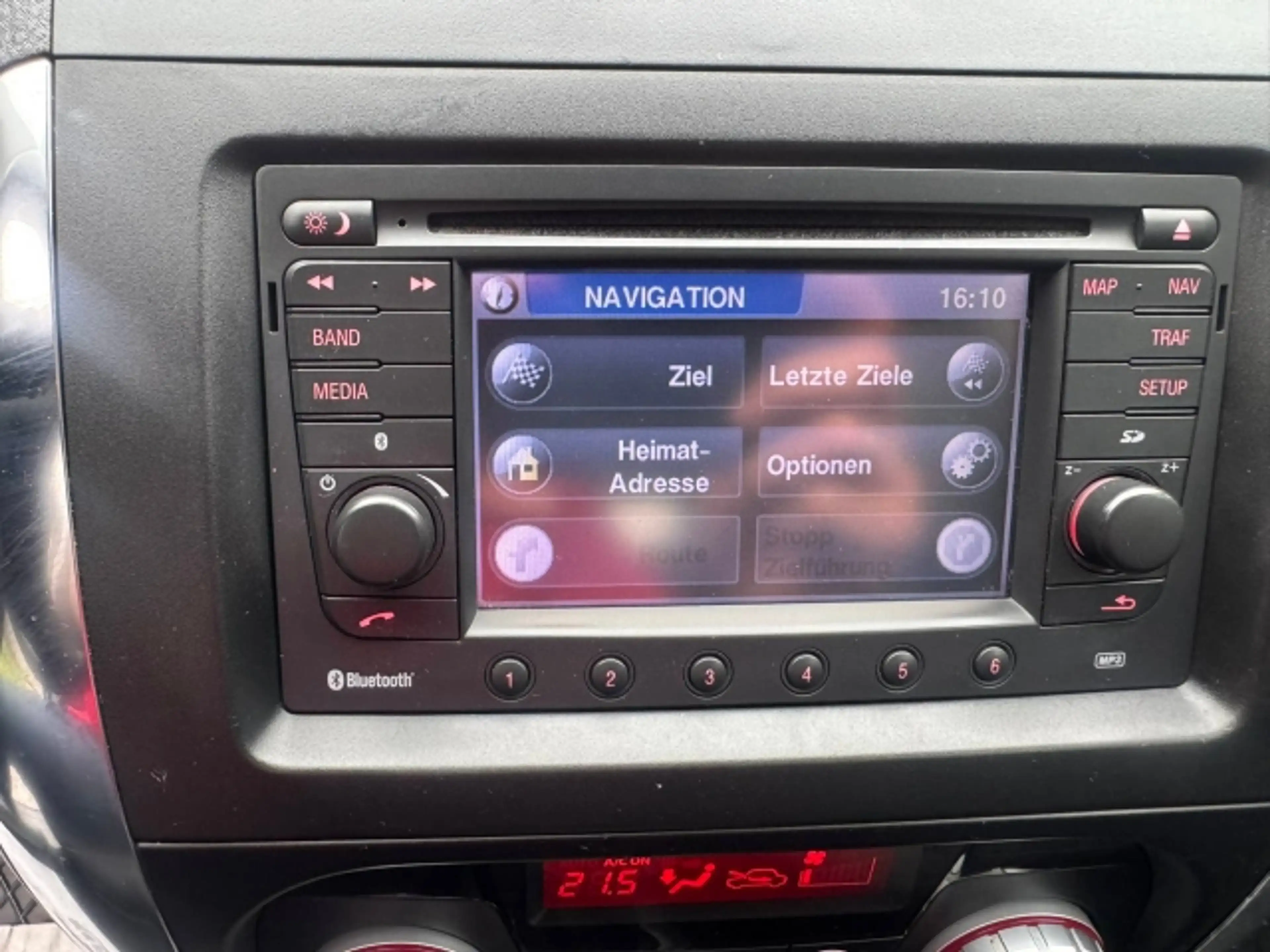 Suzuki SX4 SX4 1,6 GLX 5DR 4WD Navigator — photo 8