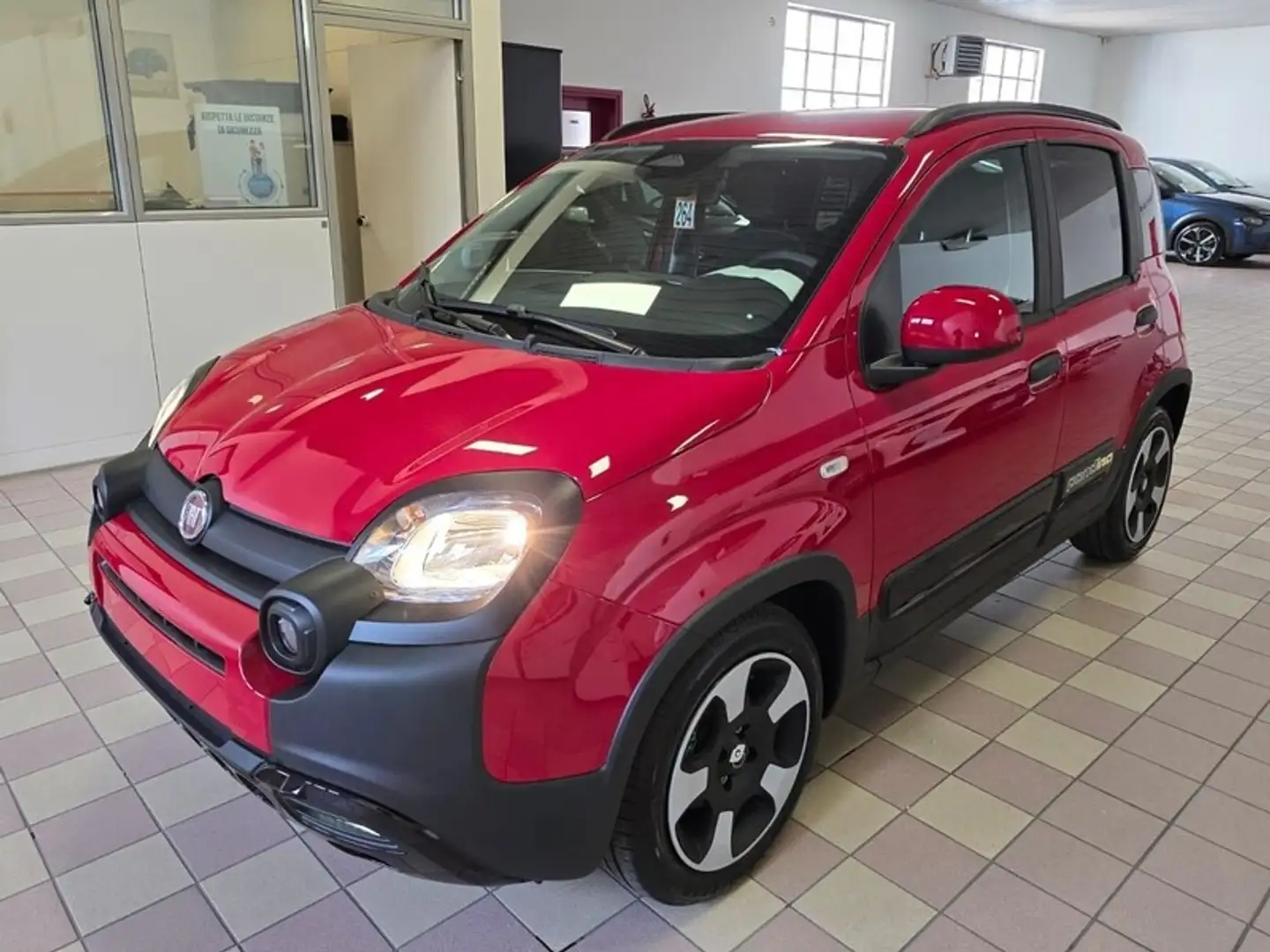 Fiat Panda 1.0 FireFly Hybrid Červená - 1