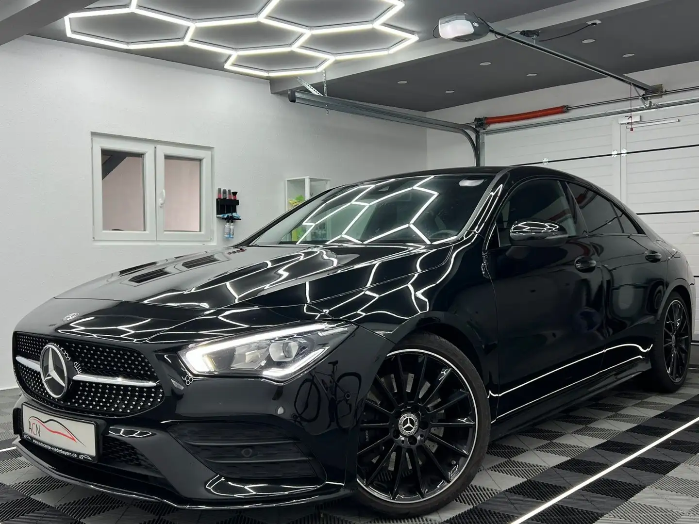 Mercedes-Benz CLA 220 AMG-LINE/LED/KAMERA/19 ZOLL/AMBIENTE+ Negro - 1