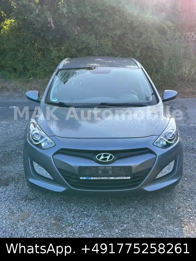 Hyundai i30 Klima,Xenon,PDC,Euro5 Grau - 2