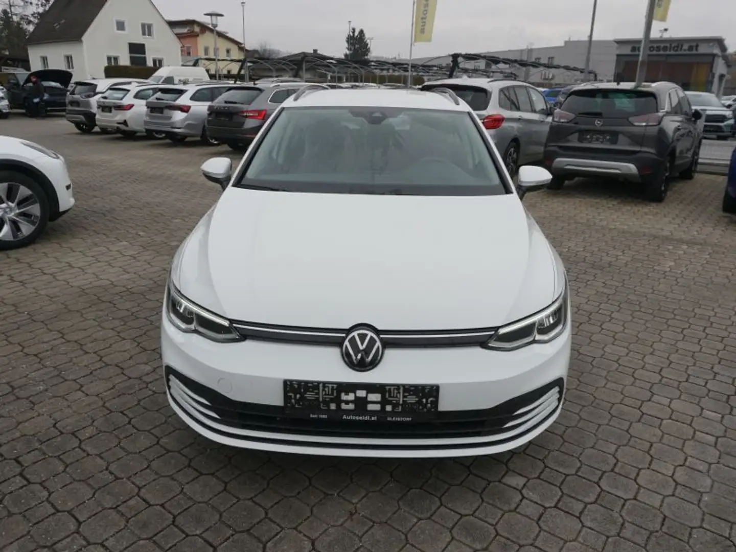 Volkswagen Golf Variant 2,0 TDI Life DSG *2023er!+150 PS* Weiß - 2