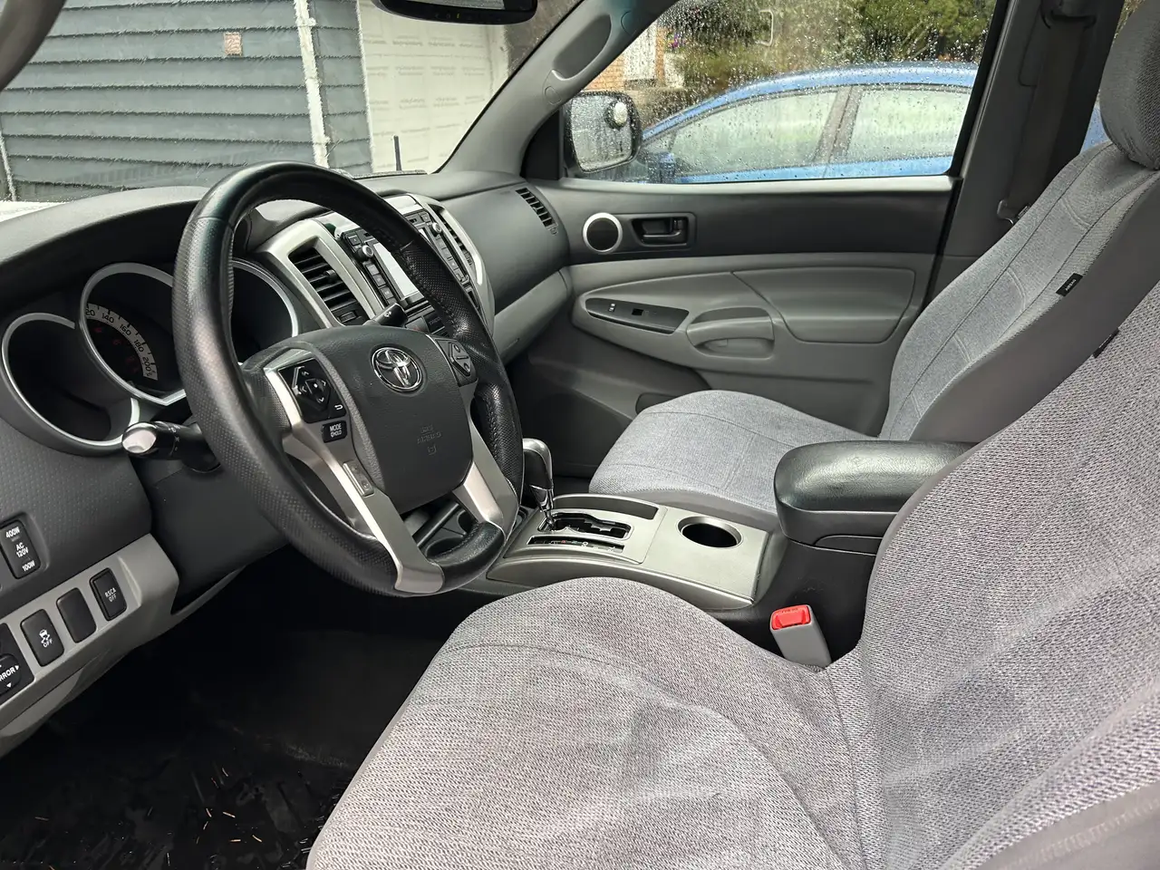 Toyota Tacoma снимка Toyota Tacoma