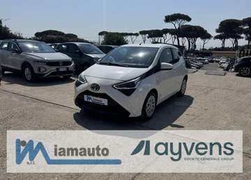 x-Business M-MT 1.0cc 72cv - CAMBIO AL VOLANTE