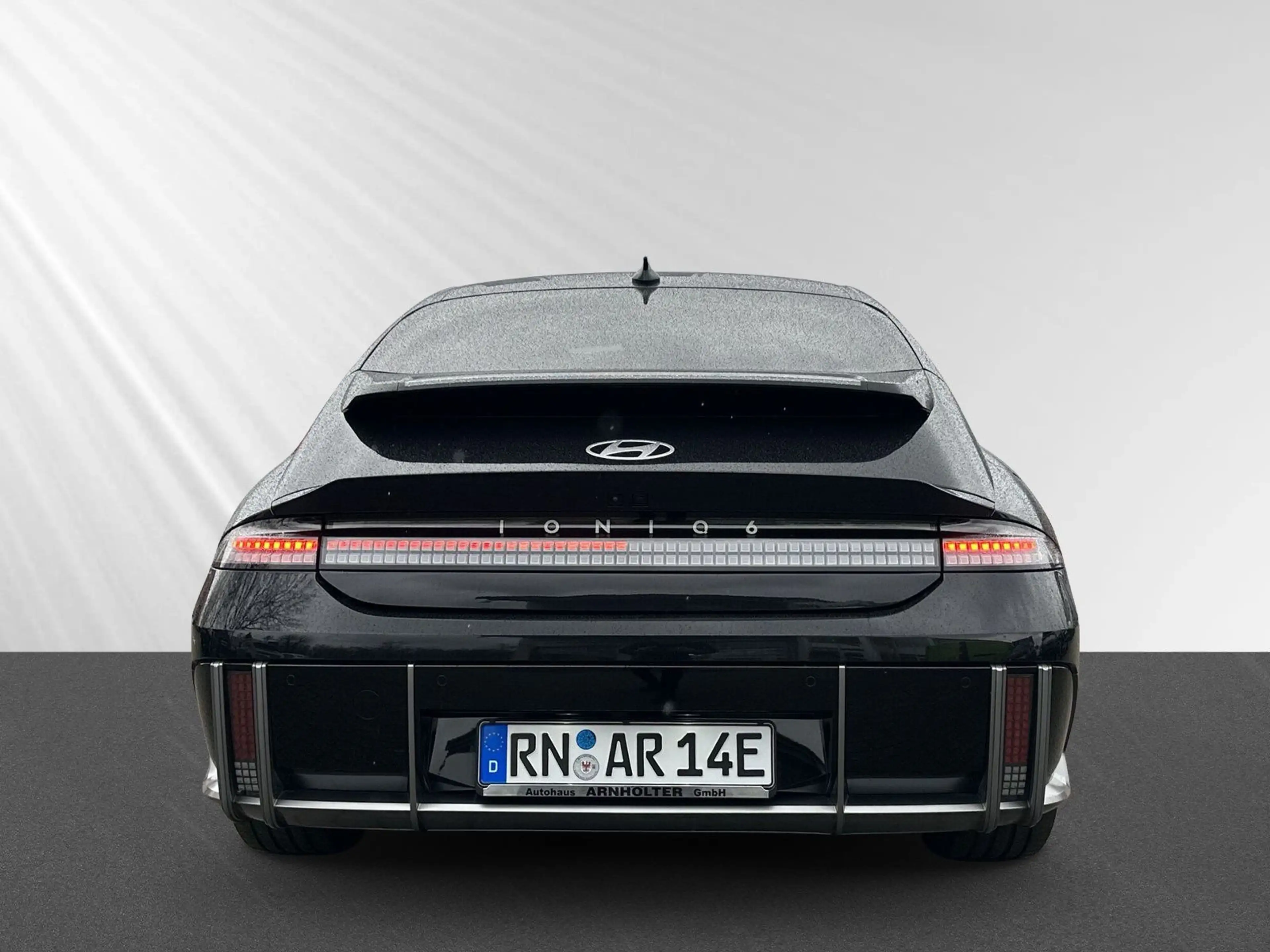 Hyundai IONIQ 6 77,4kWH 2WD UNIQ +SCHIEBED+D.SPIEGEL+20" — photo 6