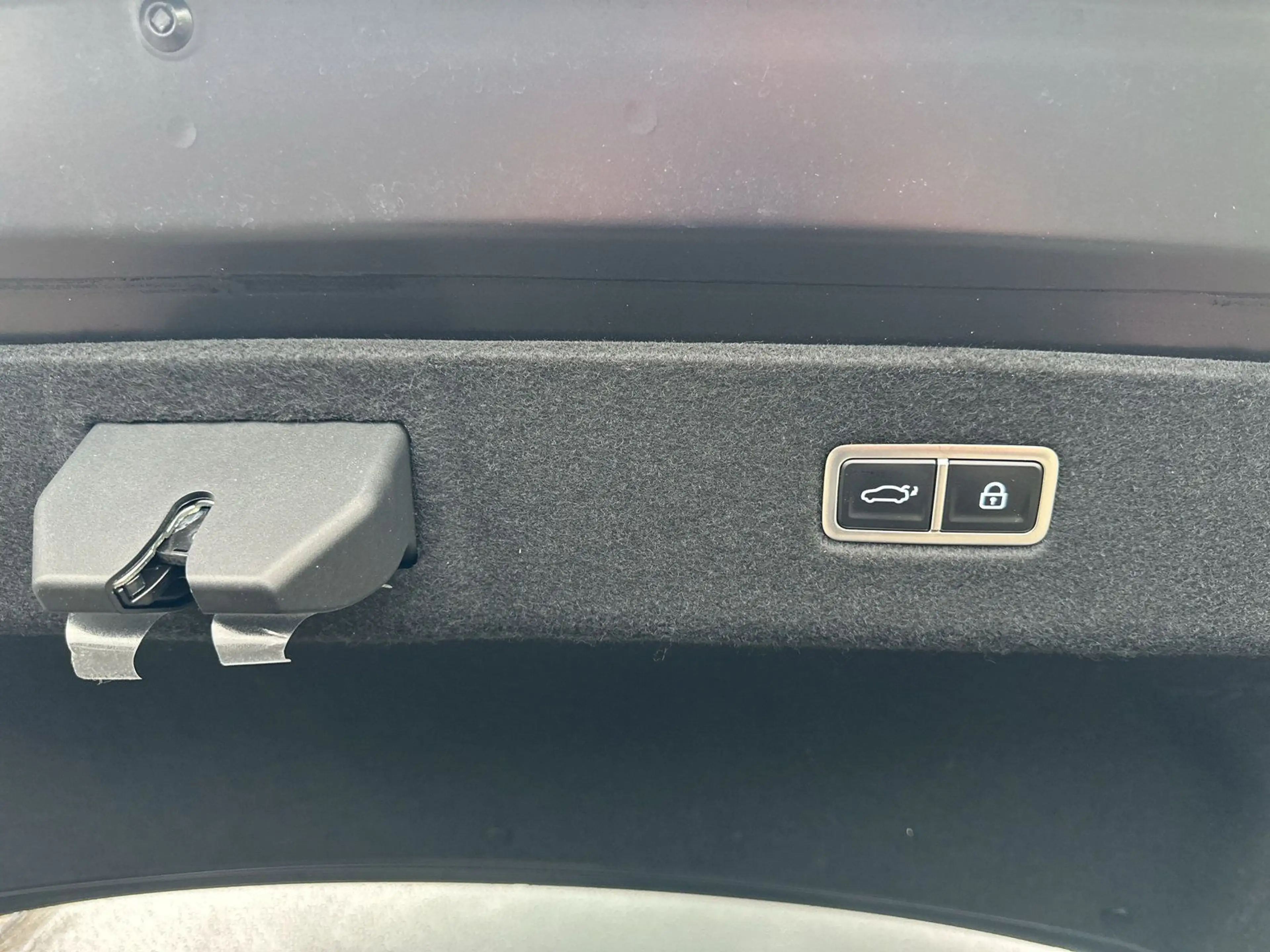 Hyundai IONIQ 6 77,4kWH 2WD UNIQ +SCHIEBED+D.SPIEGEL+20" — photo 14