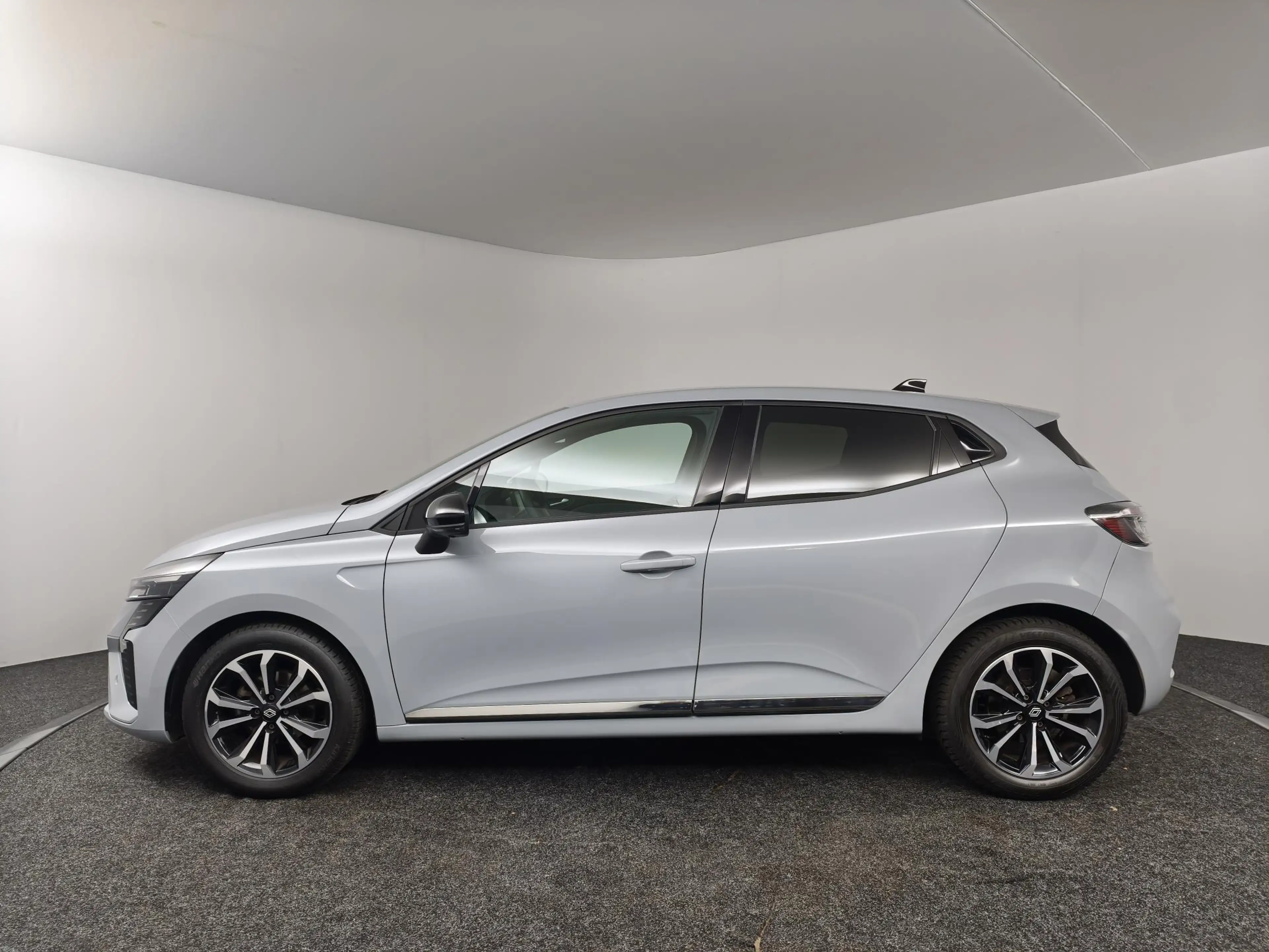 Renault Clio 1.0 TCe 90 GPF techno | Pack City | All-Season Ban — photo 7