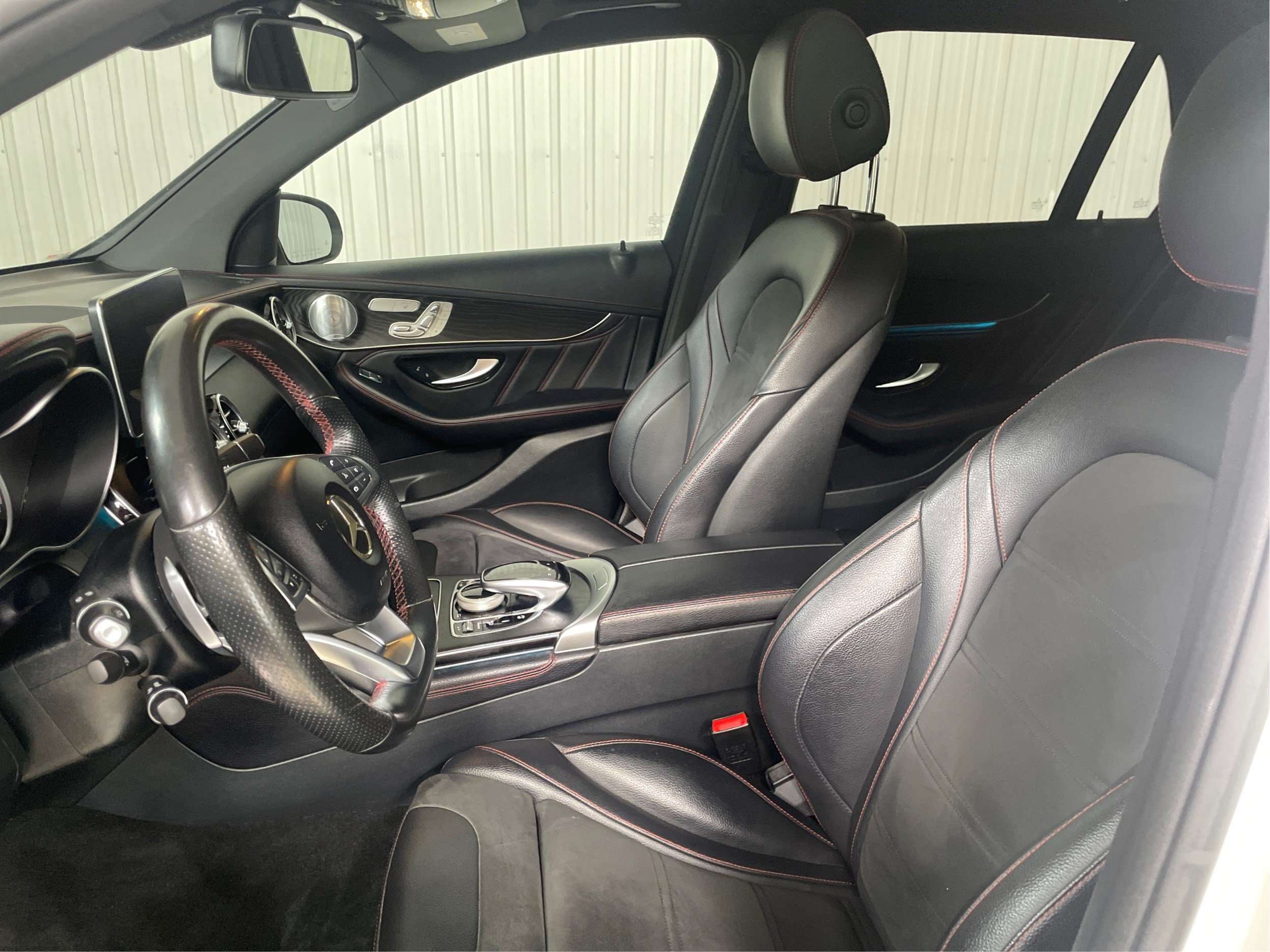 2018 Mercedes-Benz GLC AMG GLA 43 4MATIC AWD Cuir Toit GPS Mags Sièges ch — снимка 1