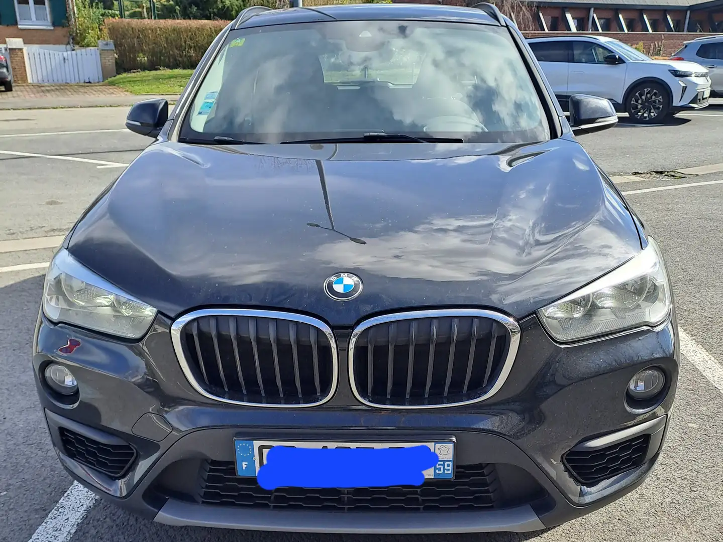 BMW X1 X1 sDrive 16d 116 ch Lounge Noir - 1