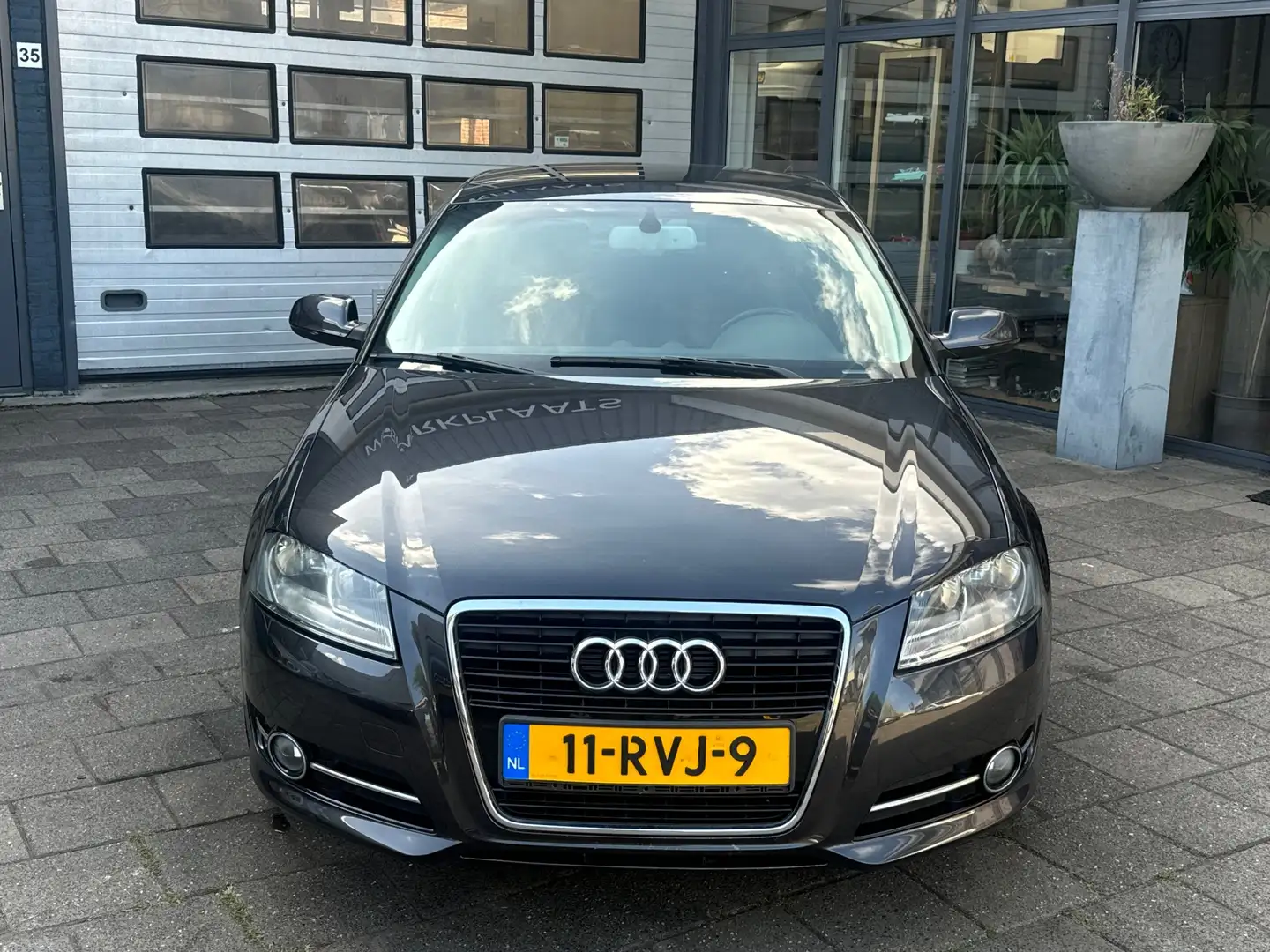 Audi A3 Sportback 1.4 TFSI Attraction Pro Line | Clima | C Gris - 2