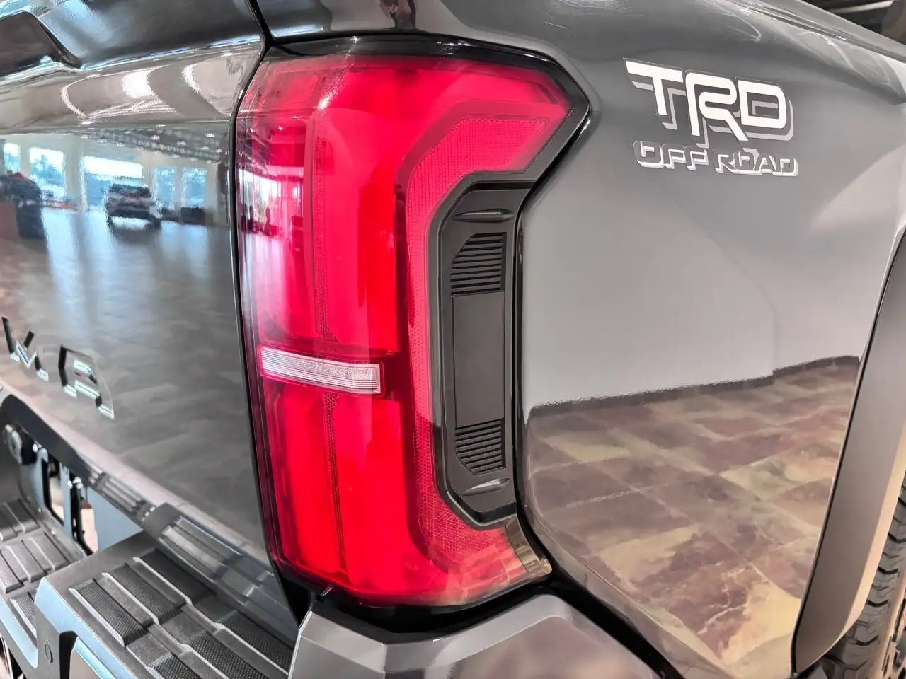 Toyota Tacoma снимка Toyota Tacoma