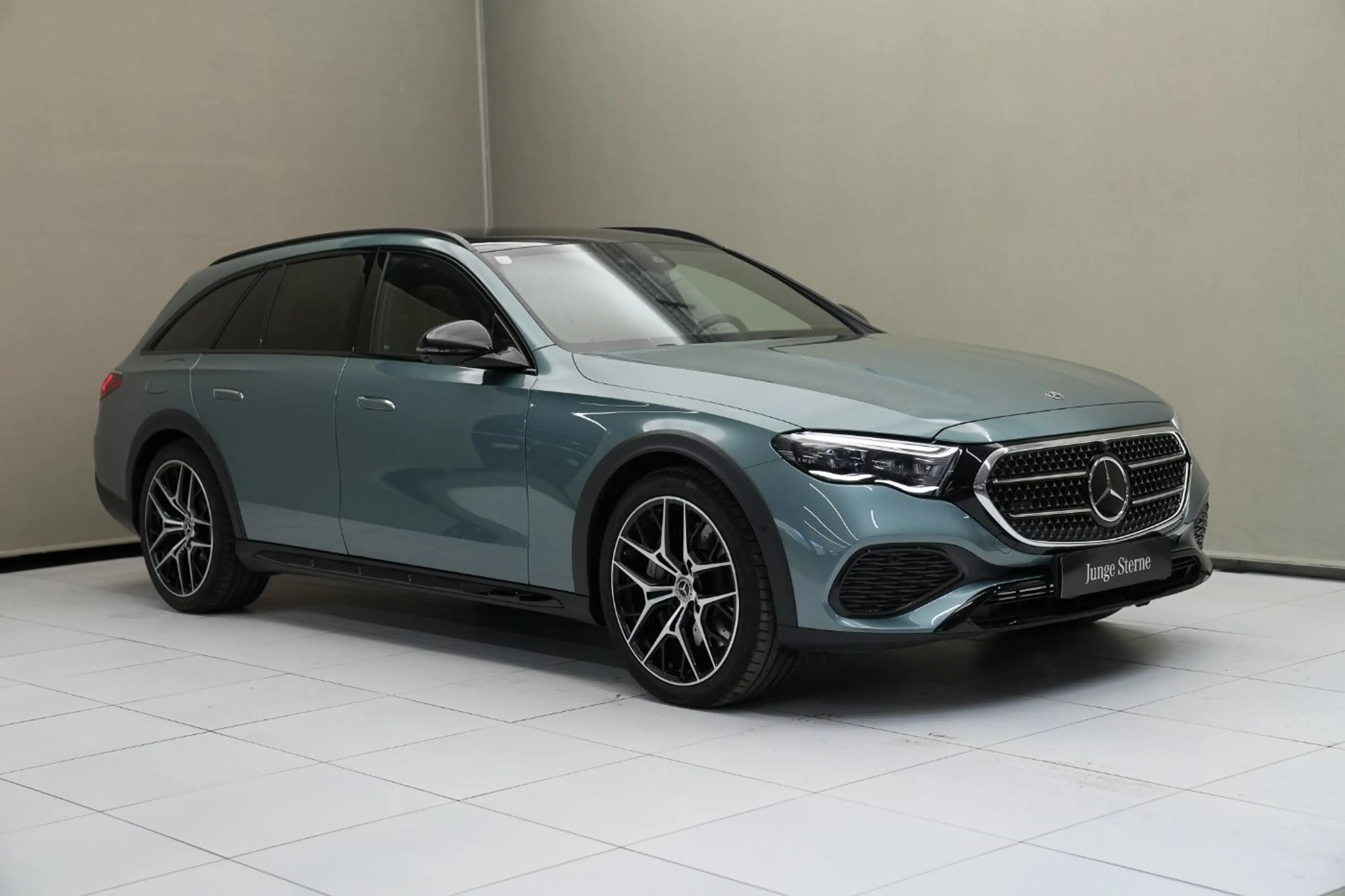 Mercedes-Benz E 450 d 4MATIC T-Modell All-Terrain W-Paket Leder — photo 2