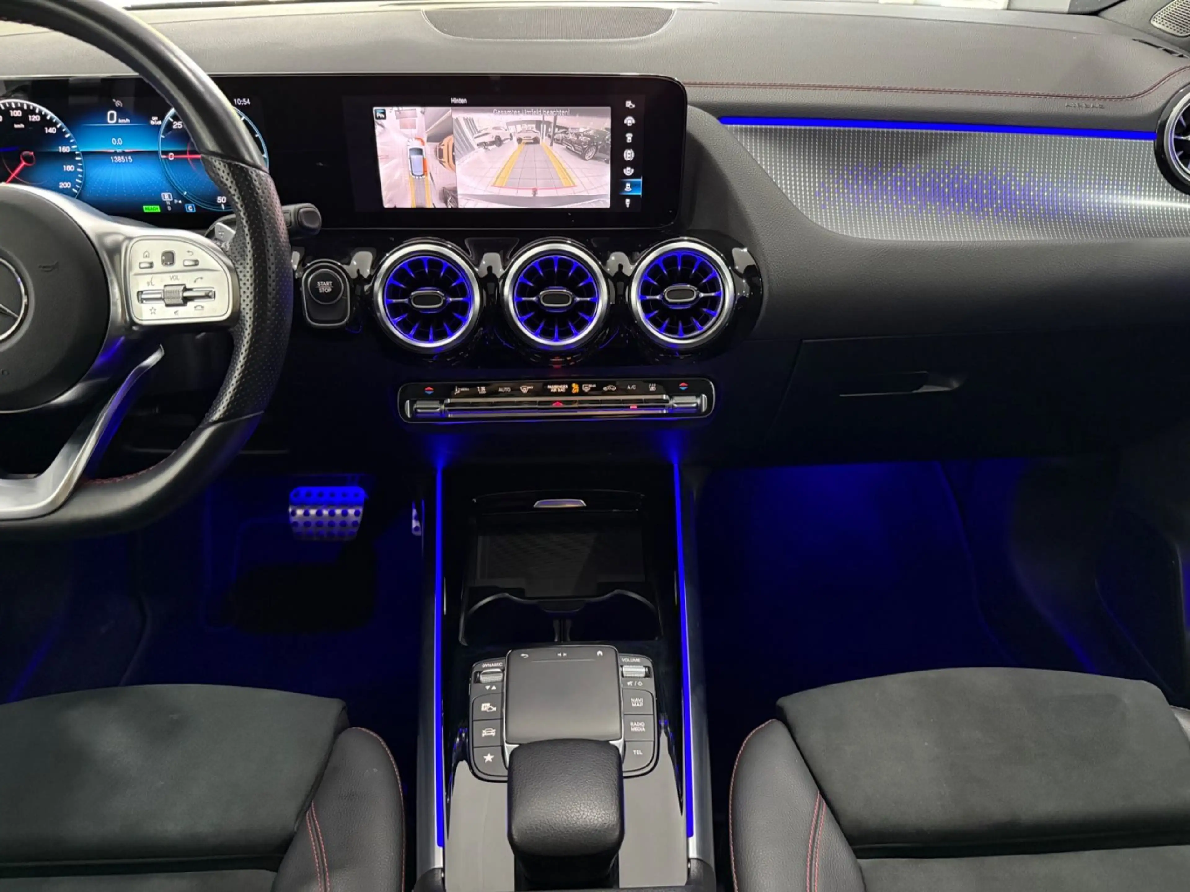 Mercedes-Benz EQA 250*AMG-LINE*PANO*MEMORY*360*AHK*KEYLESS*LED — photo 6
