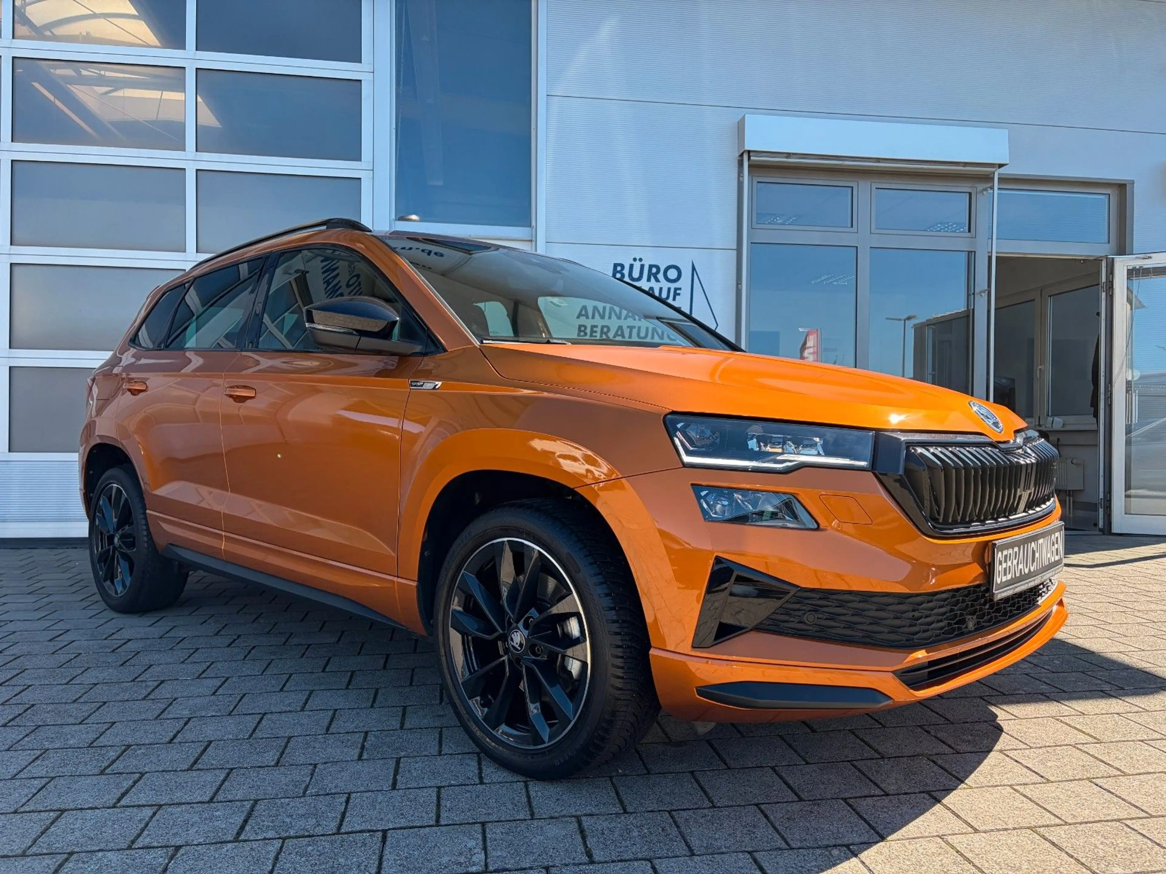Skoda Karoq 1.5 TSI DSG Sportline 1.HD DCC AHK STHZG. — photo 2