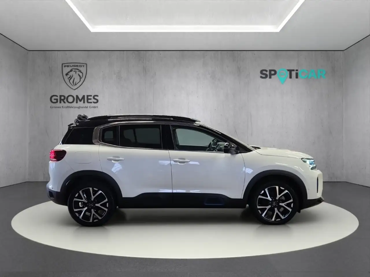 Citroen C5 Aircross Shine 1,2 Puretech 130 EAT8 Kamera LED ACC Kamera 2