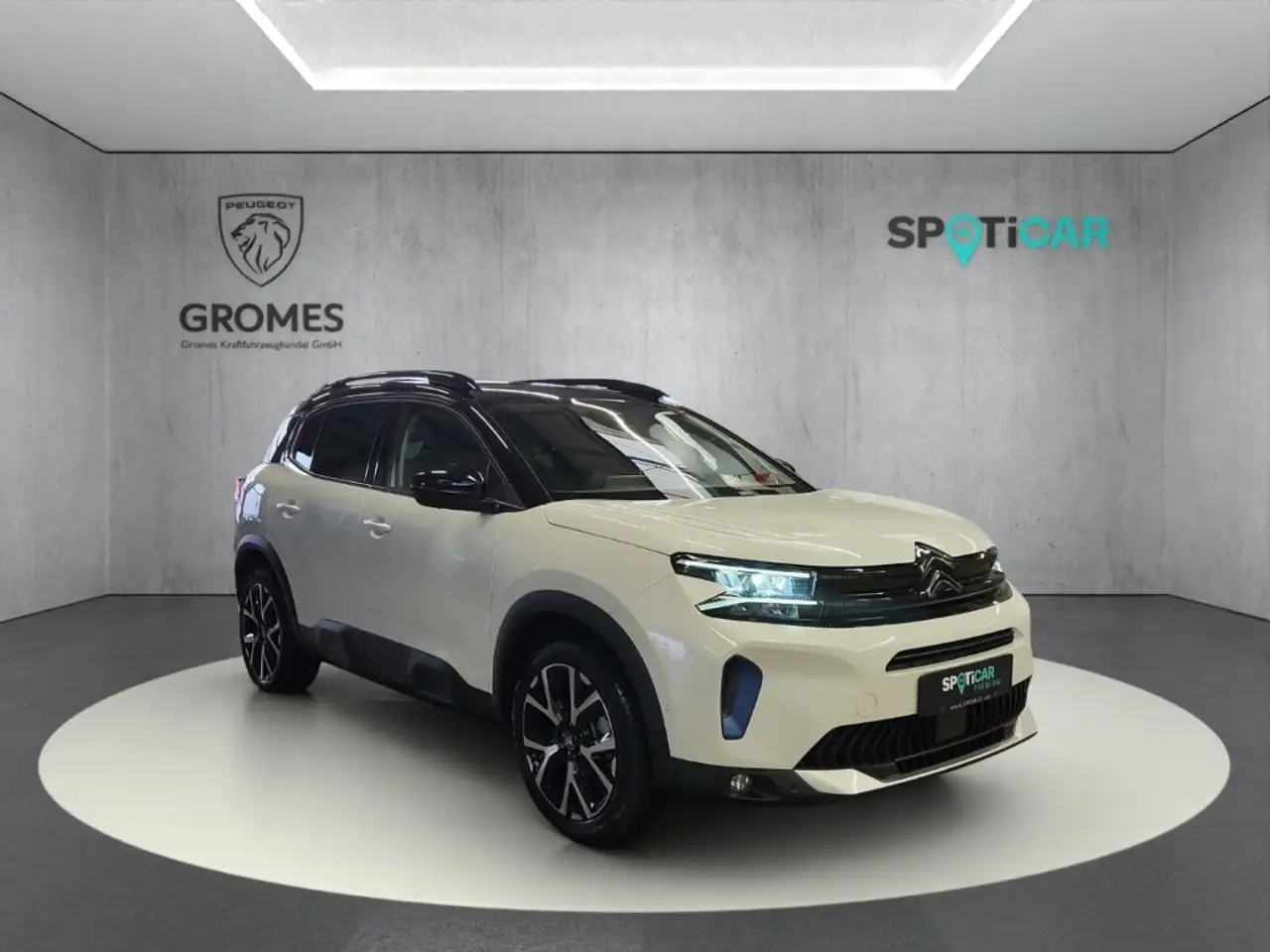 Citroen C5 Aircross Shine 1,2 Puretech 130 EAT8 Kamera LED ACC Kamera