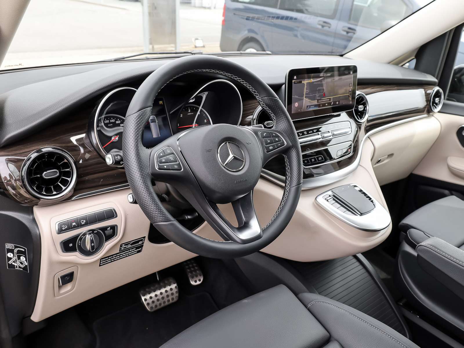 Mercedes-Benz V 300