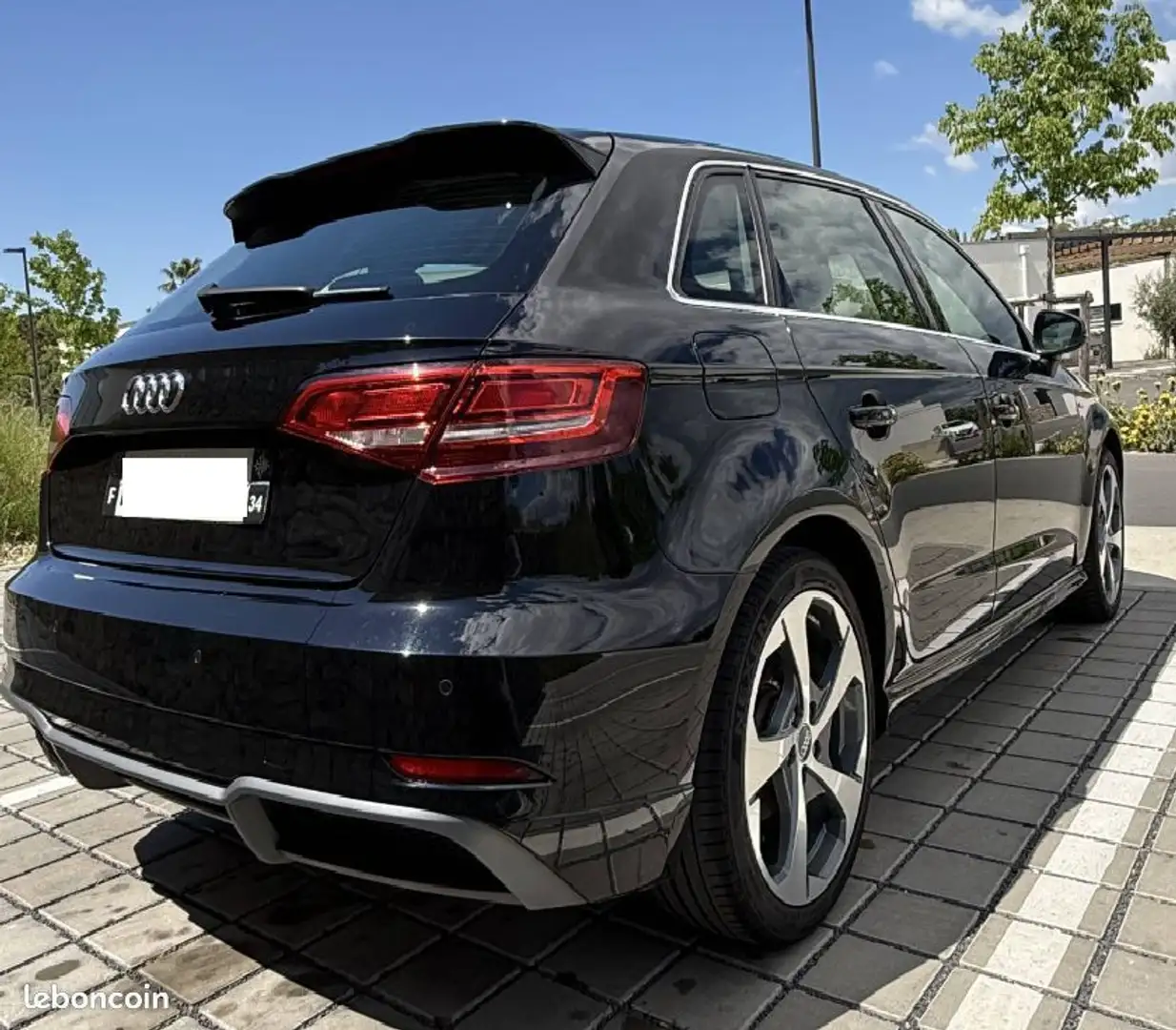 Audi A3 Schwarz - 2