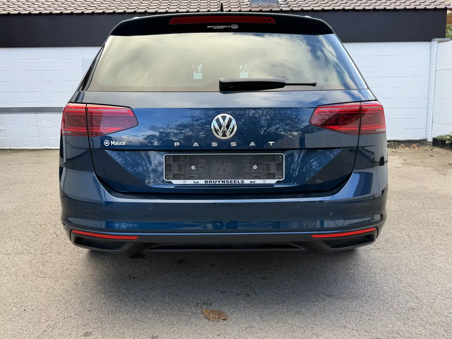 Volkswagen Passat PASSAT Bleu - 2