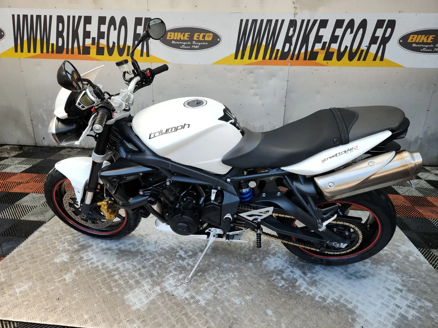 Triumph Street Triple 675 Blanco - 2