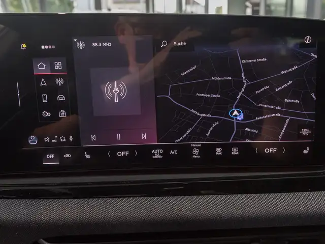 Audi A6 view 13