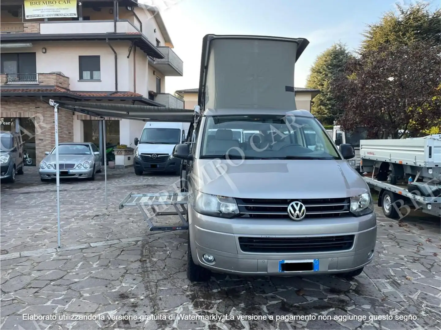 Volkswagen California BEACH Grigio - 2