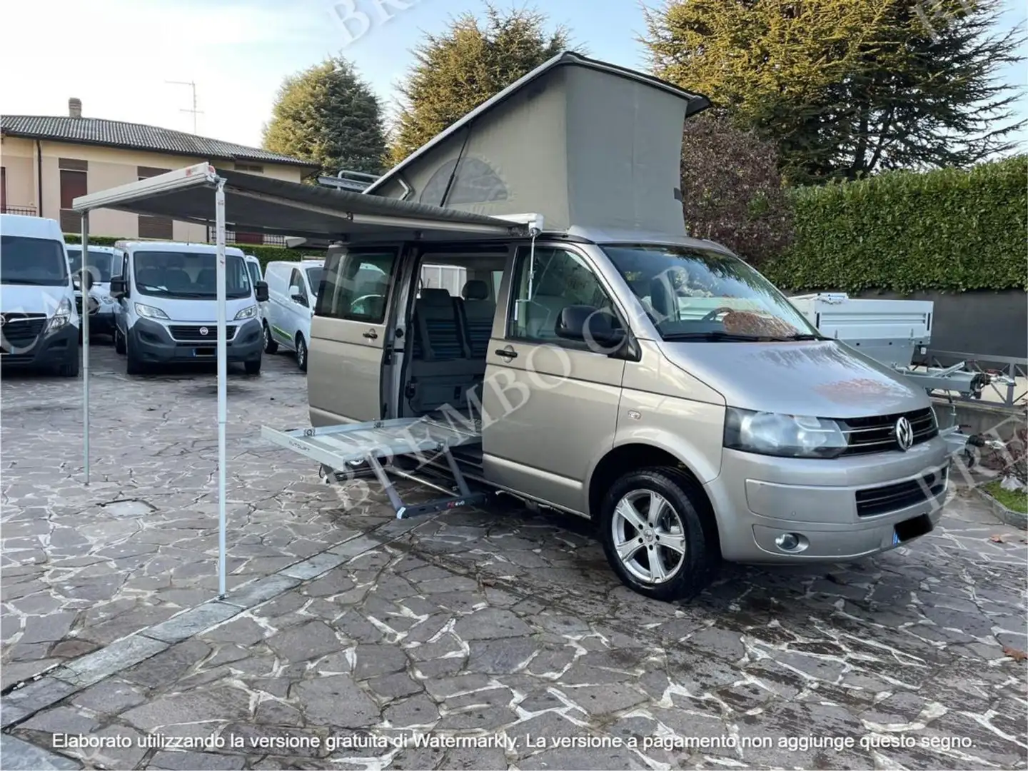 Volkswagen California BEACH Grigio - 1