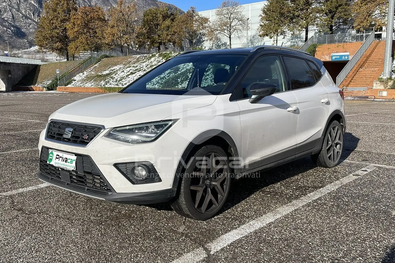 SEAT Arona Arona 1.0 TGI FR Bianco - 1