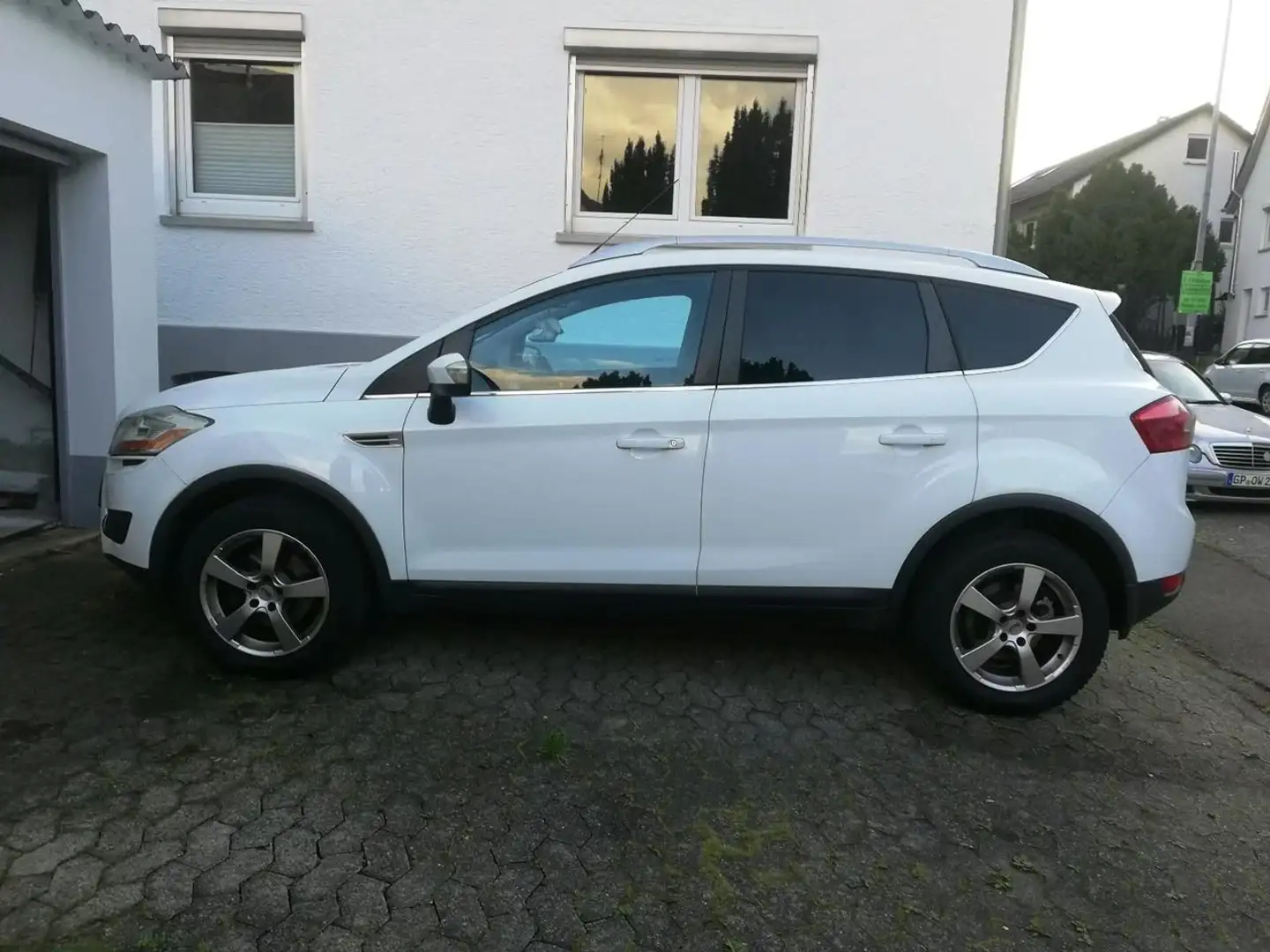Ford Kuga Kuga 2,0 Individual 4x4 TDCI DPF Individual - 1
