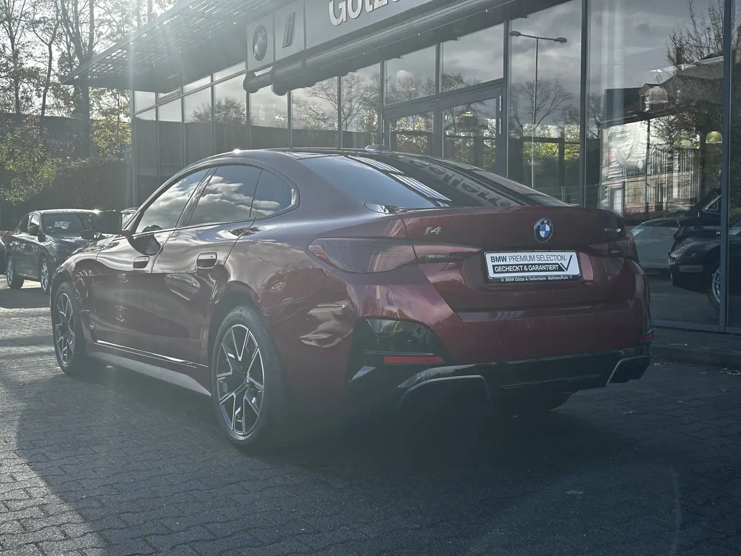 BMW i4 eDrive40 M Sport //Adapt.LED DrivingAssistant HUD Rouge - 2