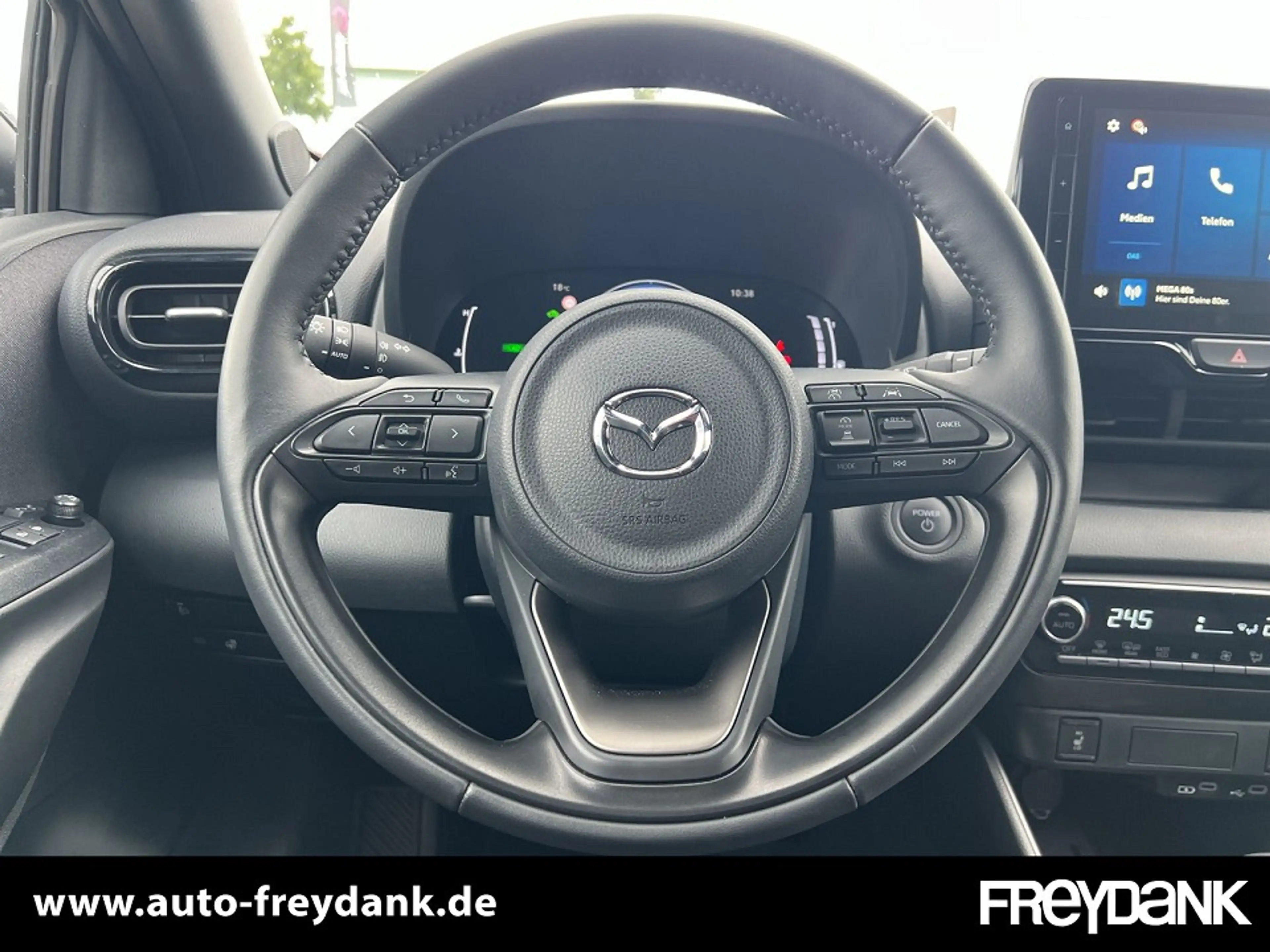 Mazda 2 Hybrid 1.5L Hybrid VVT-i 116 Homura — photo 15