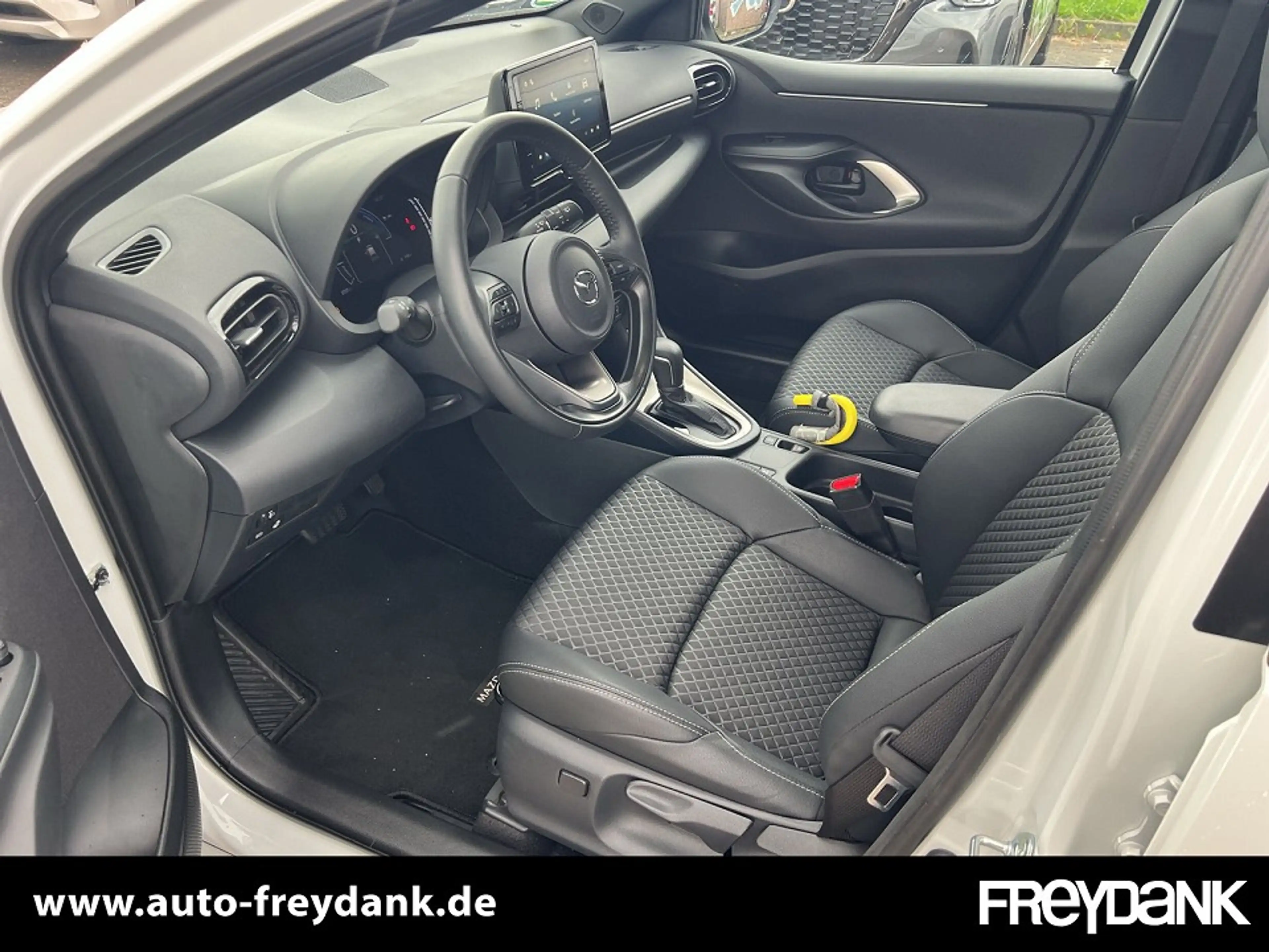 Mazda 2 Hybrid 1.5L Hybrid VVT-i 116 Homura — photo 10