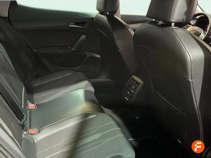 Cupra Formentor 1.5 TSI 2022, foto 18