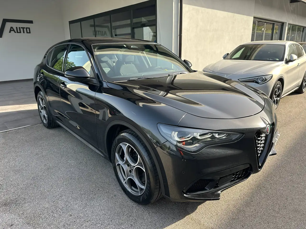 Alfa Romeo Stelvio 2024