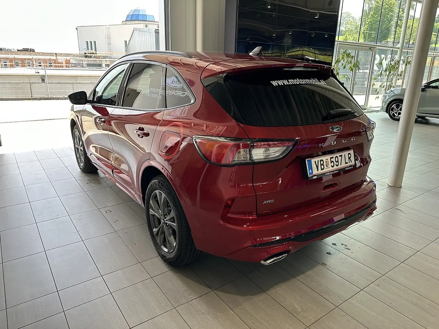 Ford Kuga 2,0 EcoBlue AWD ST-Line Aut. Rouge - 2