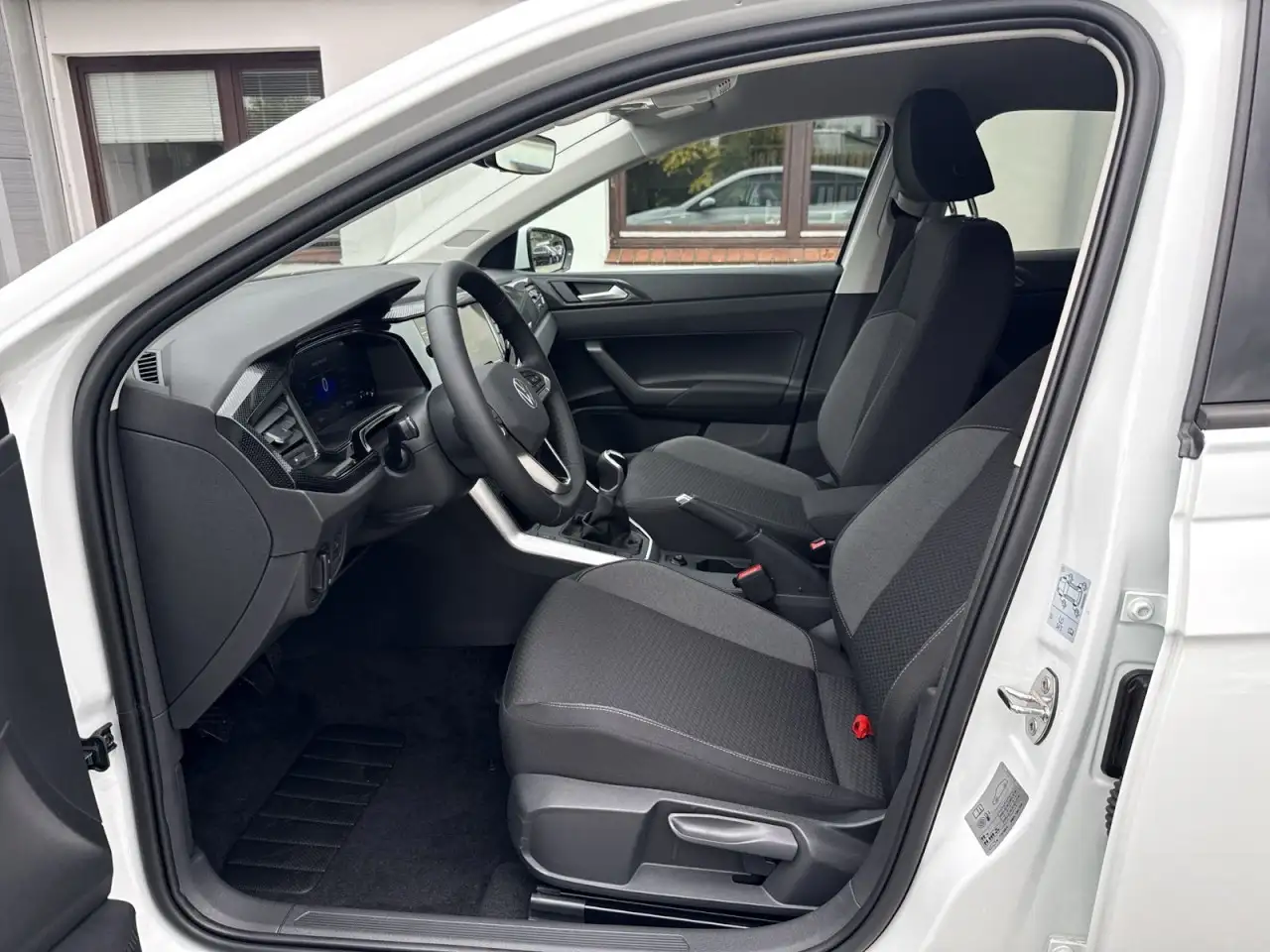 Volkswagen Polo Life 1.0 TSI LM KAM SHZ PDC APP Klima 5