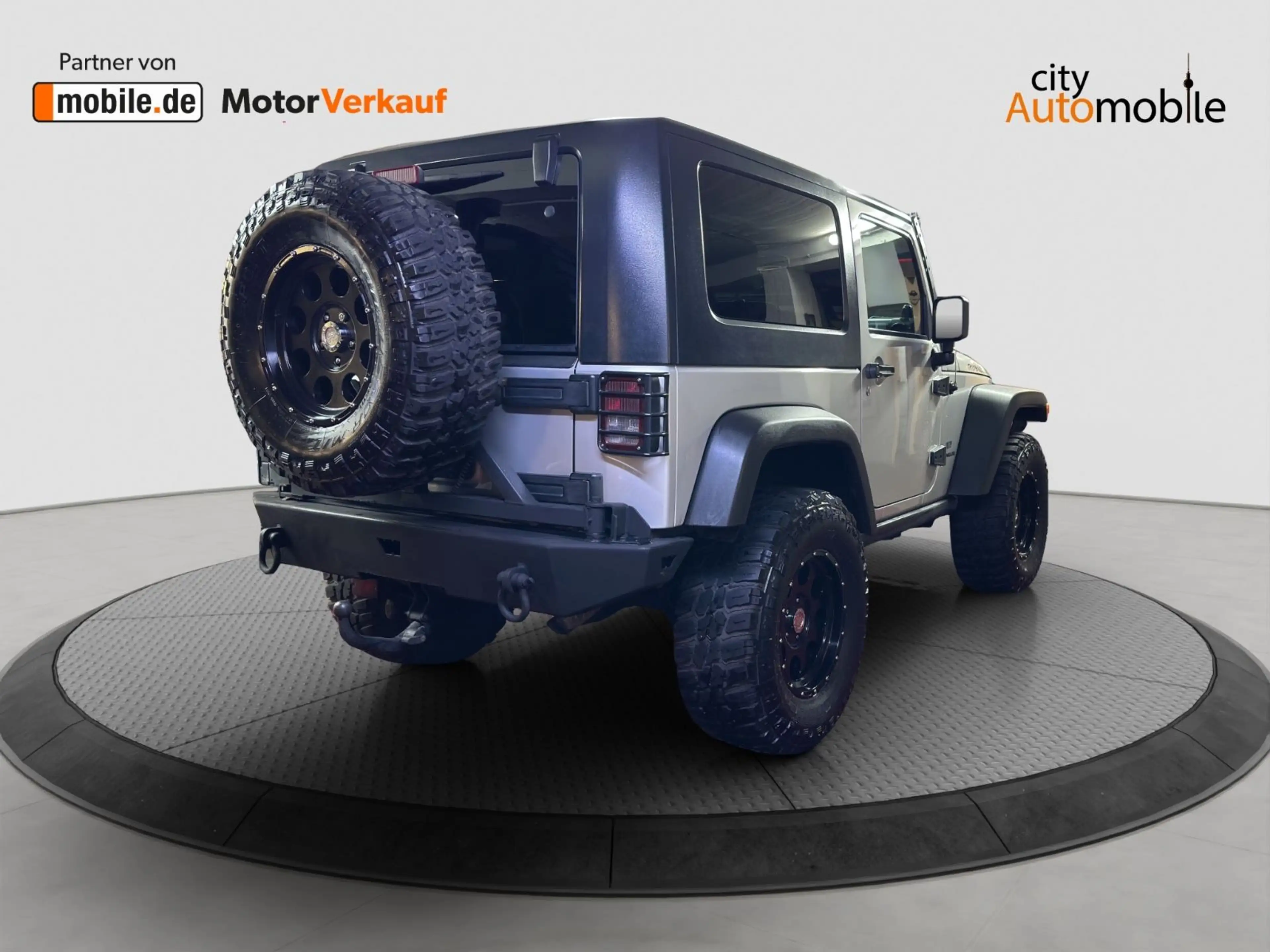 Jeep Wrangler / Wrangler Unlimited Rubicon — photo 5