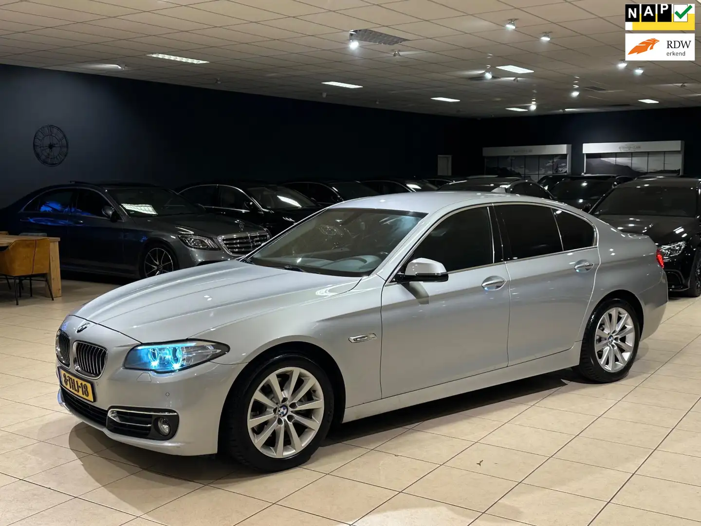 BMW 520 5-serie 520i Last Minute Edition|NAP|MEMORY|LEDER| Grau - 1