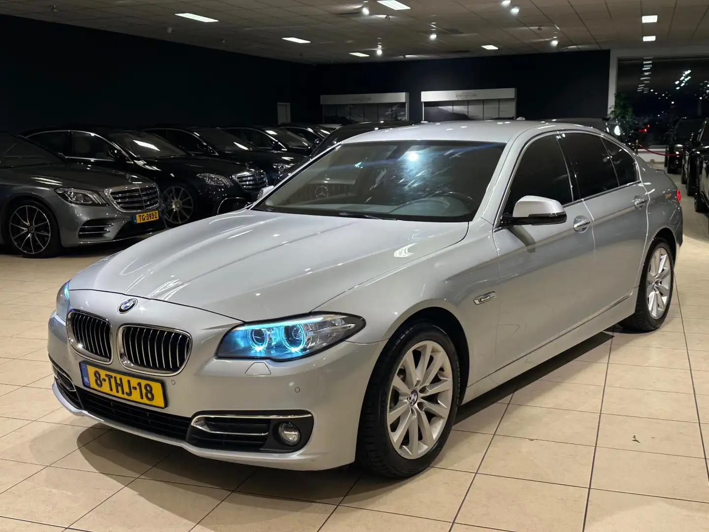 BMW 520 5-serie 520i Last Minute Edition|NAP|MEMORY|LEDER| Grau - 2