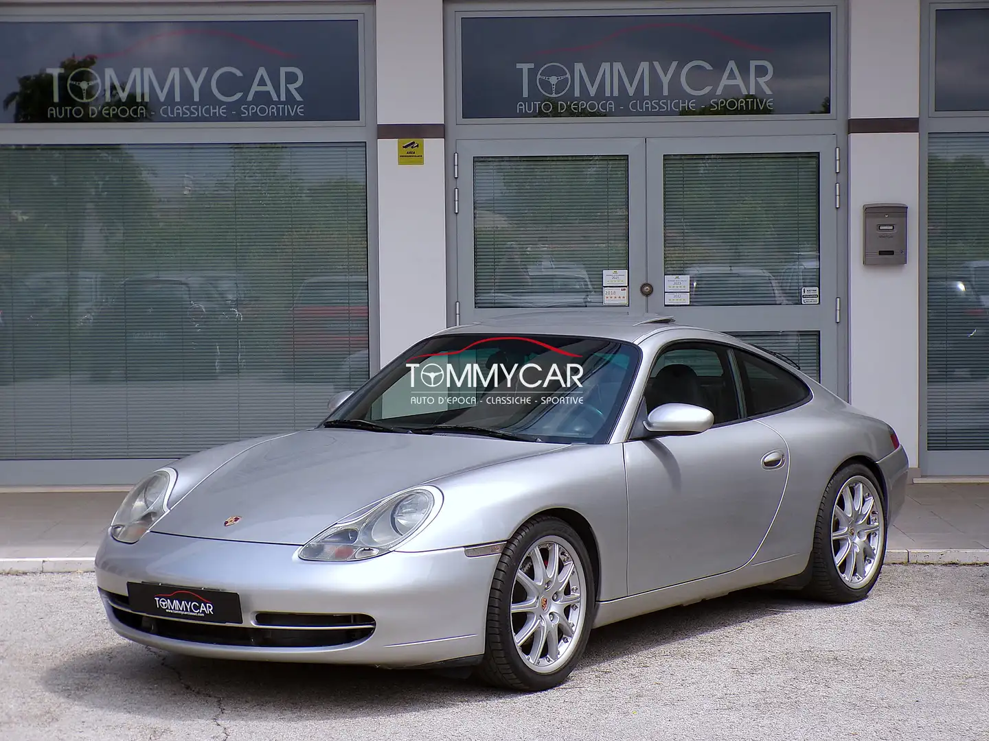 Porsche 996 Carrera 4*Clima*Tetto*Pelle tot*Cerchi Gt3*Scarico Argento - 1
