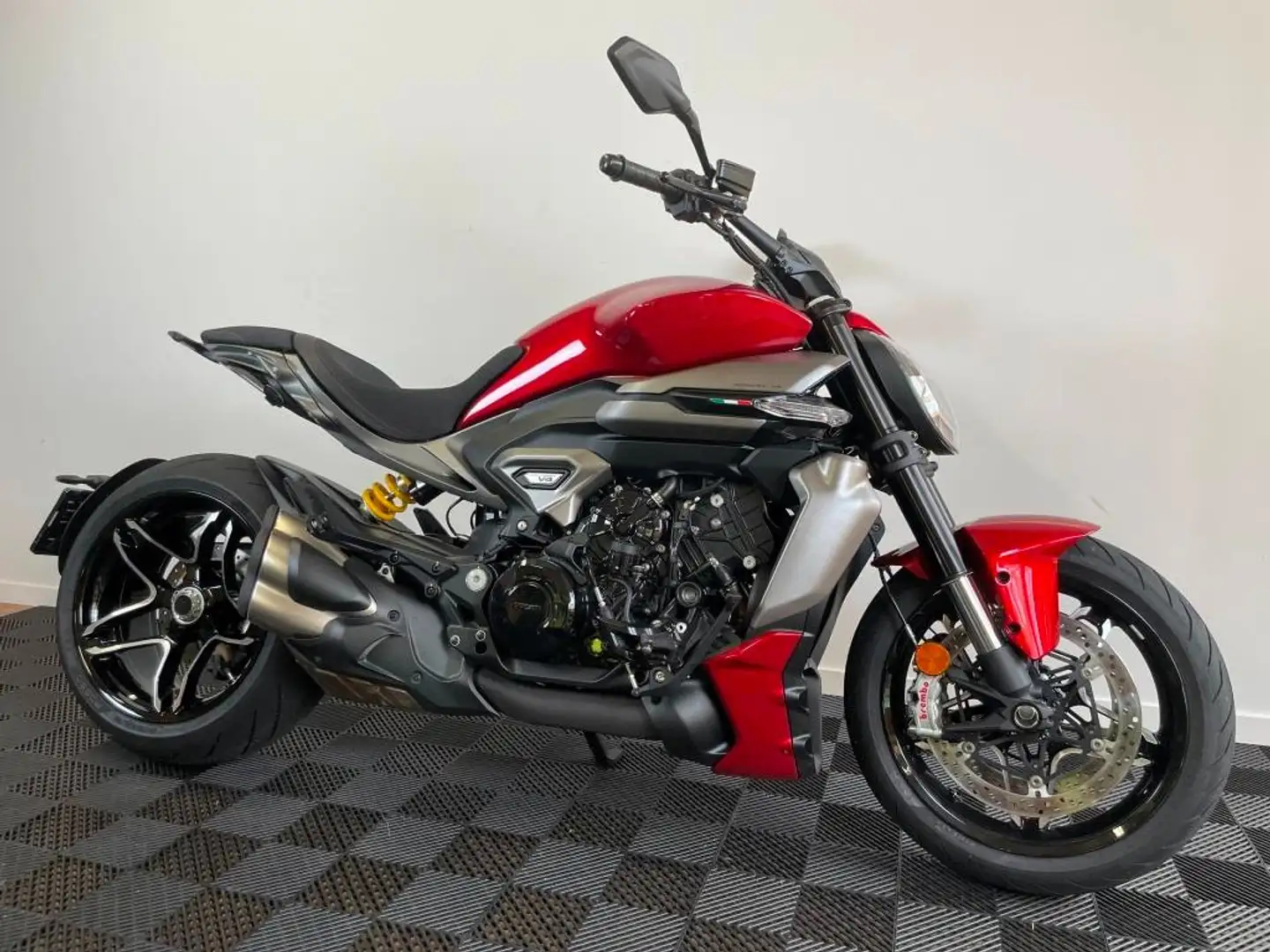 Ducati XDiavel V4 + Tva récupérable + RK Approved Rood - 2