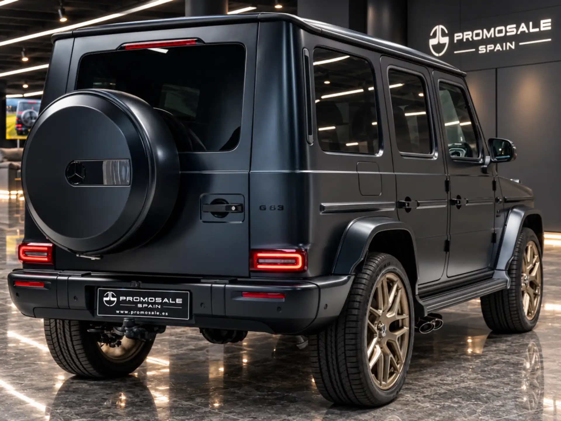 벤츠 G-Class G 63 AMG 2026 네이비 사진 4