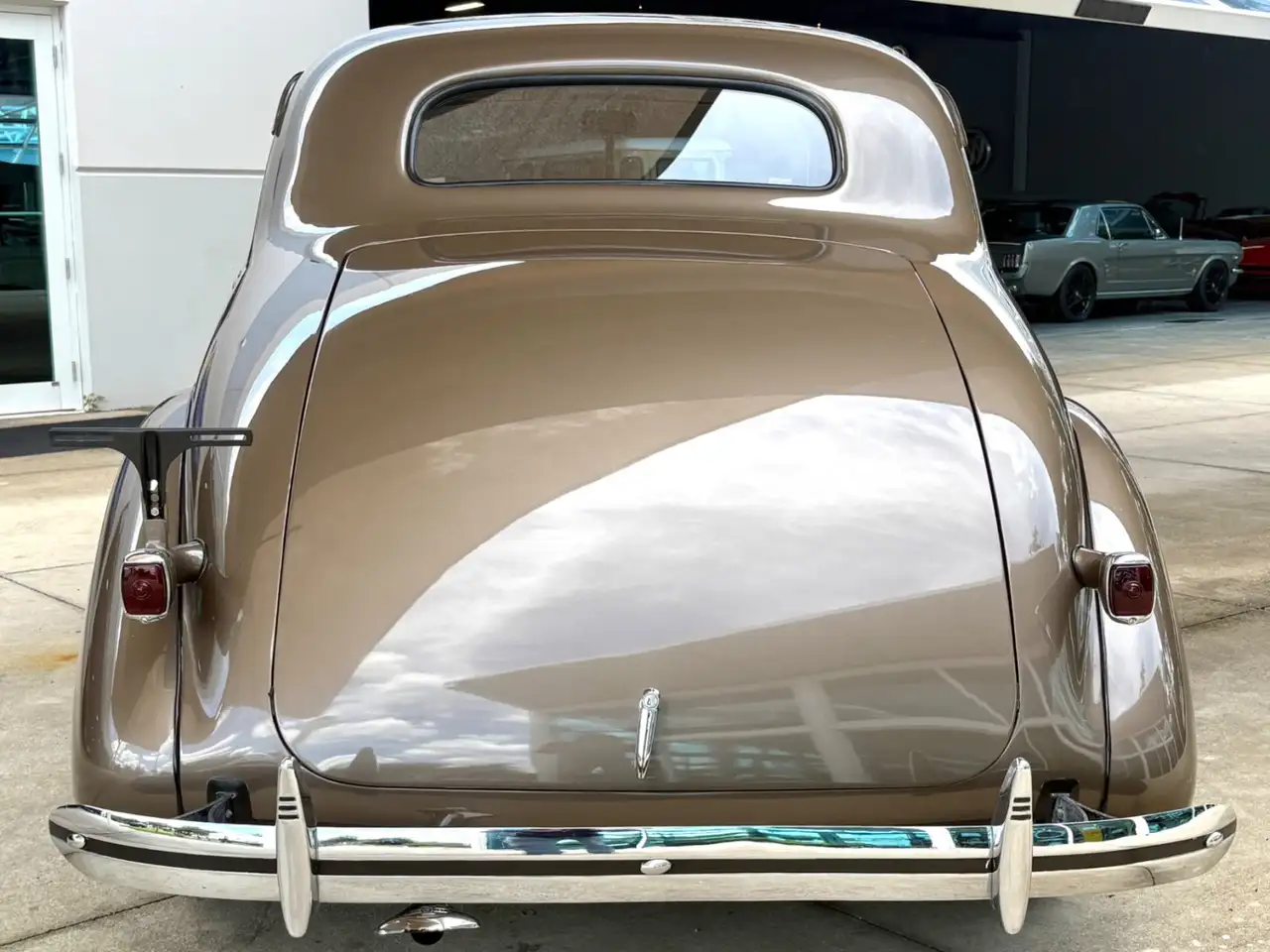 Chevrolet Business Coupe, foto 7